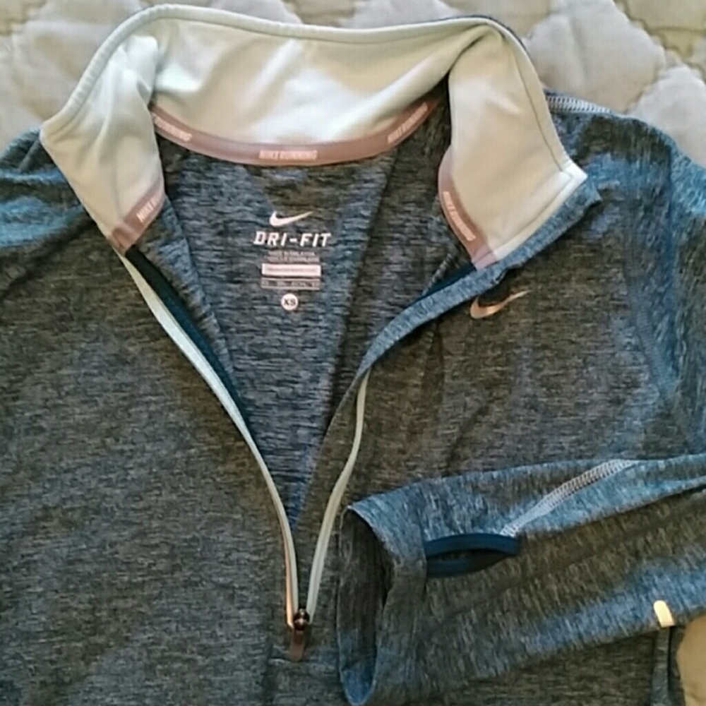 Nike Dri Fit xs Running Sweatshirt